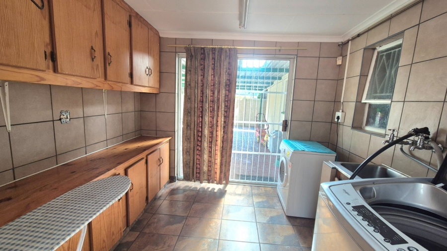 3 Bedroom Property for Sale in Vaalpark Free State